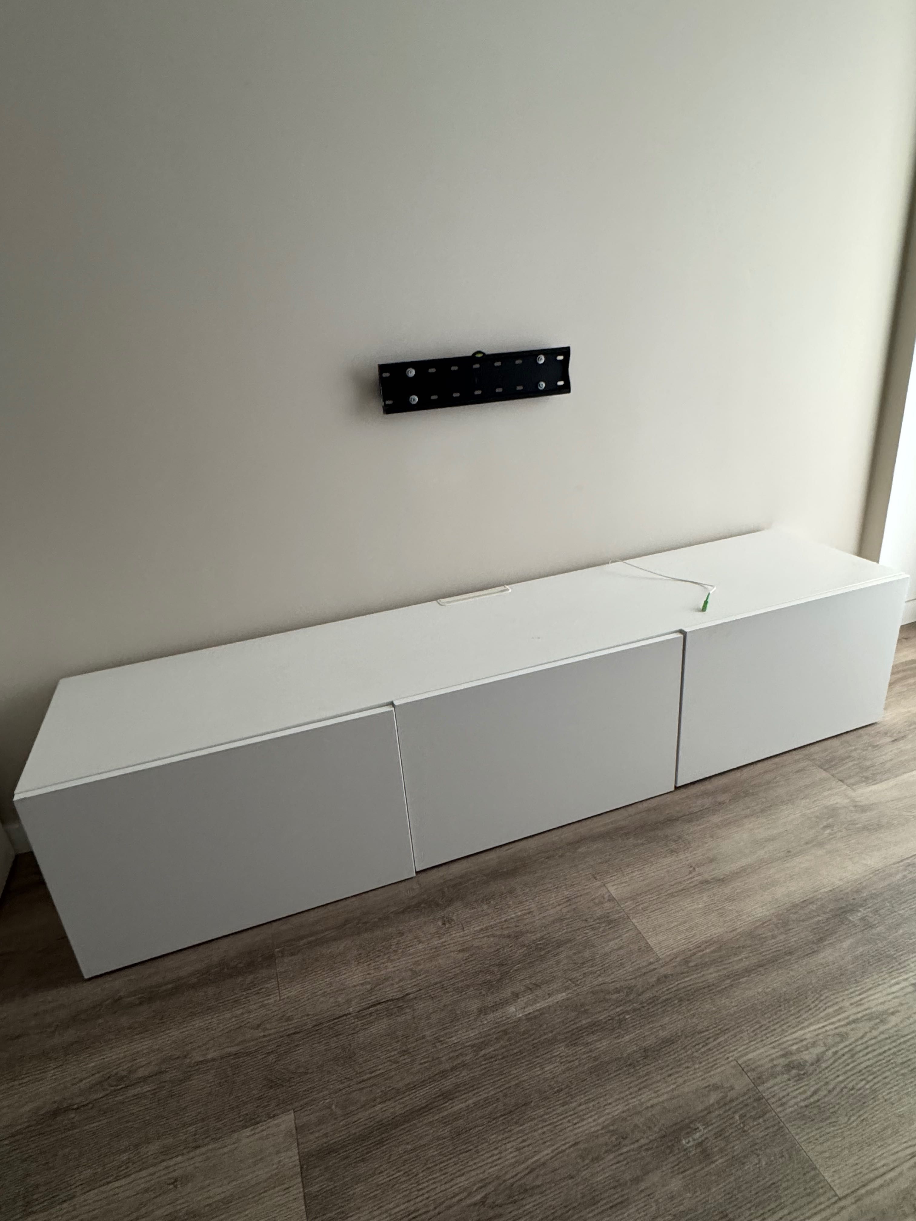 Móvel TV Branco 3 portas