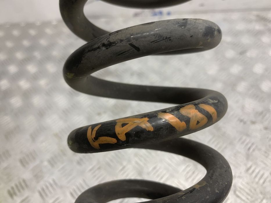 Пружина задней подвески левая/правая A2053241004 для Mercedes Benz W20