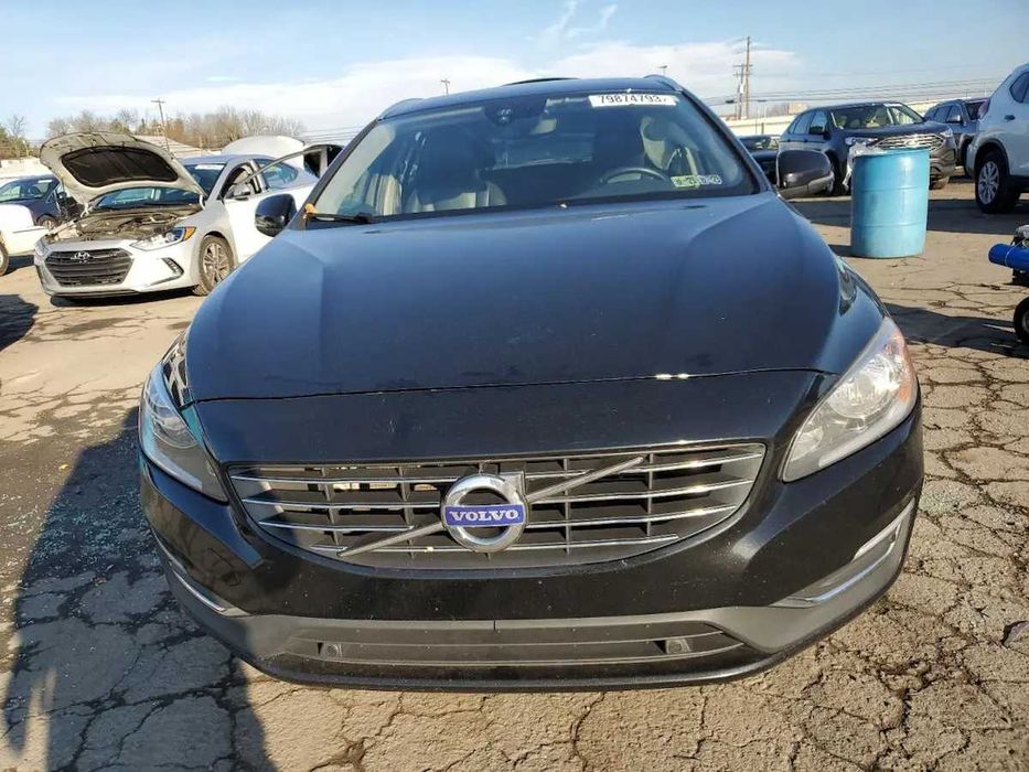 Капот та інше Volvo V60 розборка