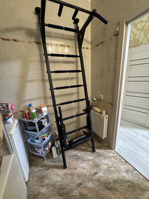 Продам шведську СТІНКУ