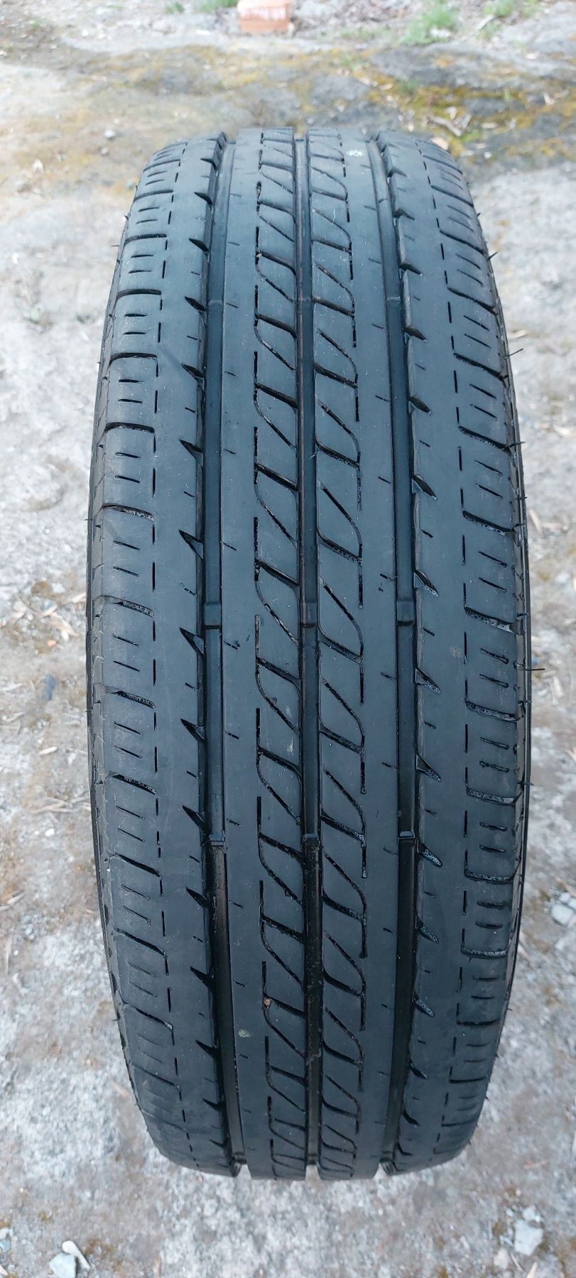 Автошина 215/75 R16c