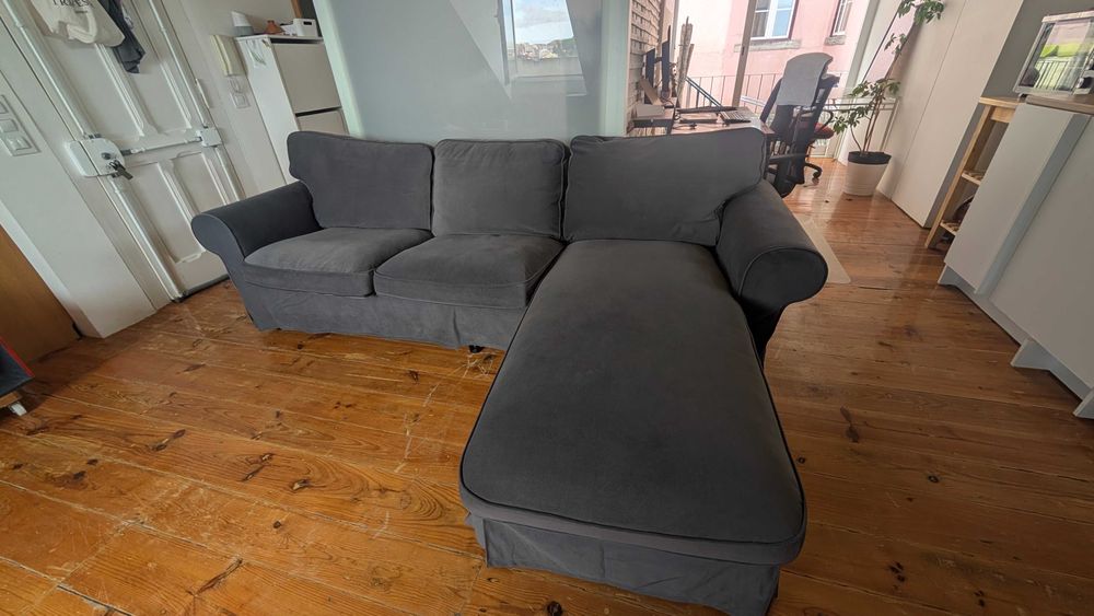 Sofá Ektorp com chaise longue
