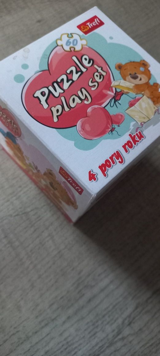 Puzzle 3+  4 pory roku 60 elementów