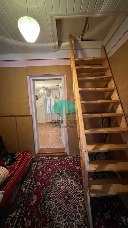 Будинок в Косівському р-ні , с. Старі Кути ,земля 10 сот.(63