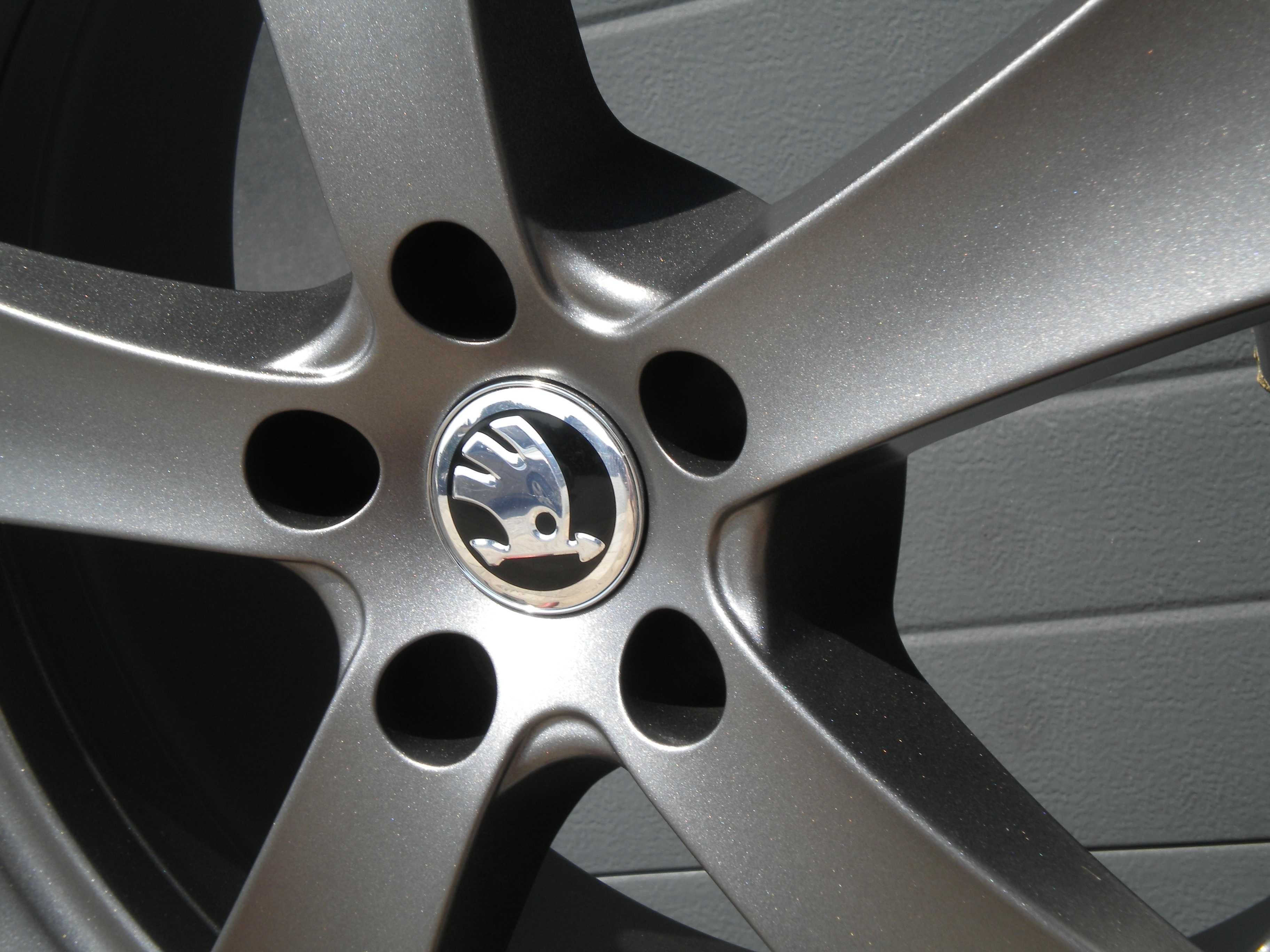 Felgi aluminiowe Dezent 17 5x112 Skoda Superb III Kodiaq