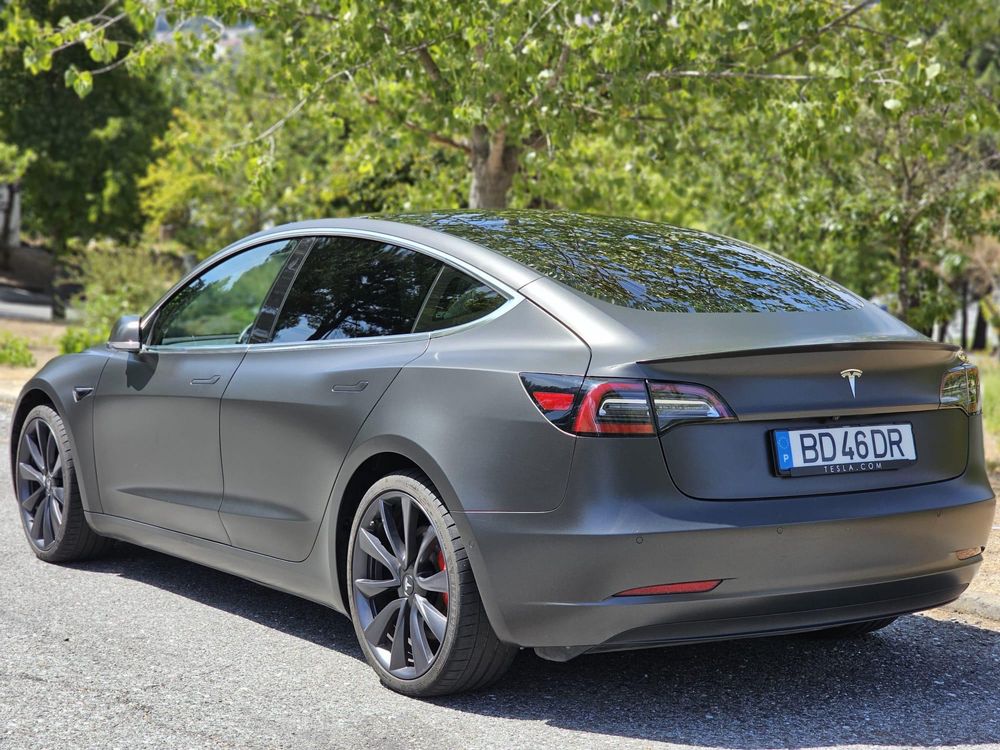 Tesla Model 3 Performance - IVA Dedutivel