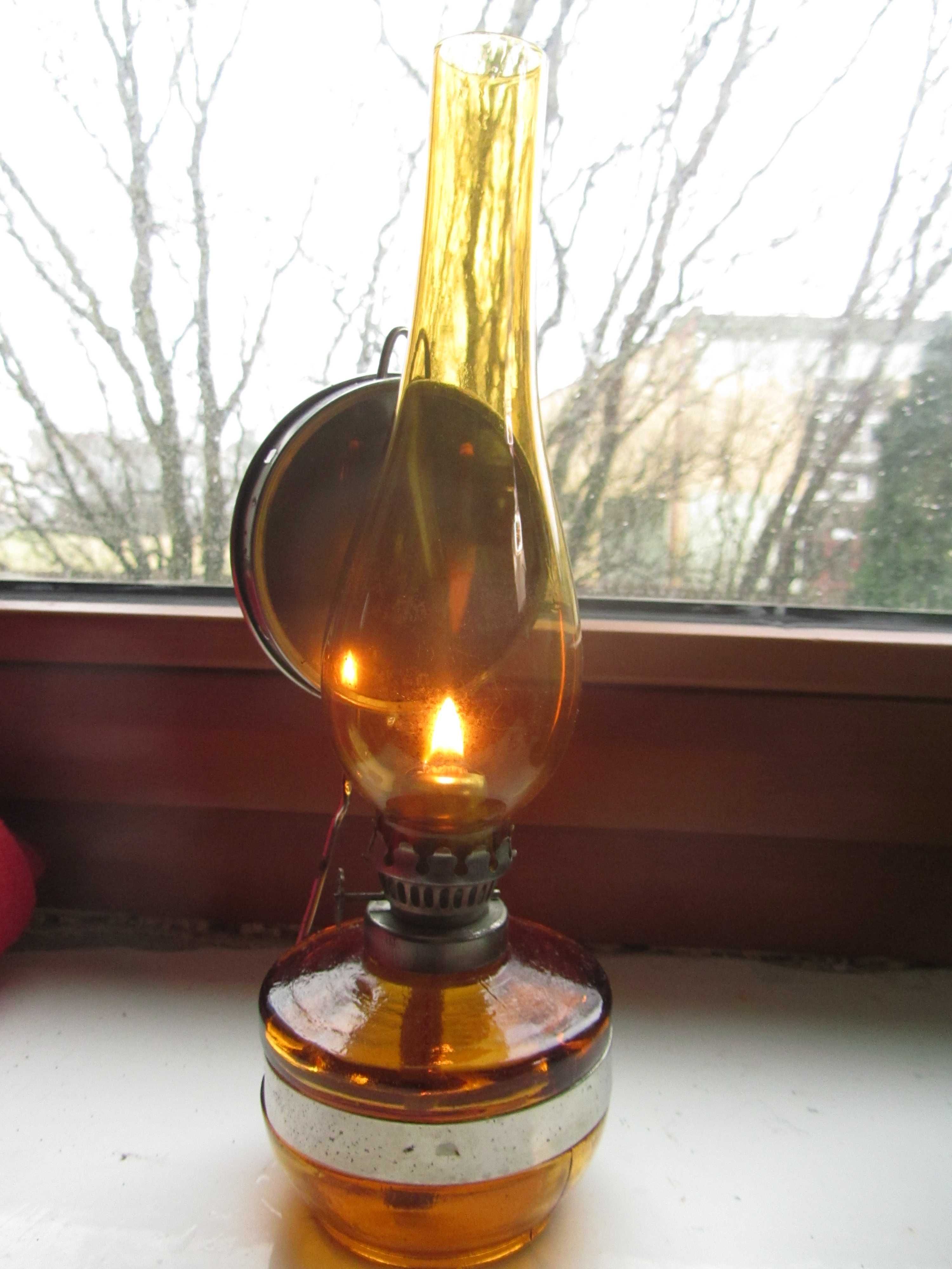 lampa naftowa miodowa stan idealny wys. 30 cm