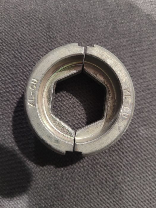 Zestaw 10 matryc  do zakuwania CU do praski Klauke K-22