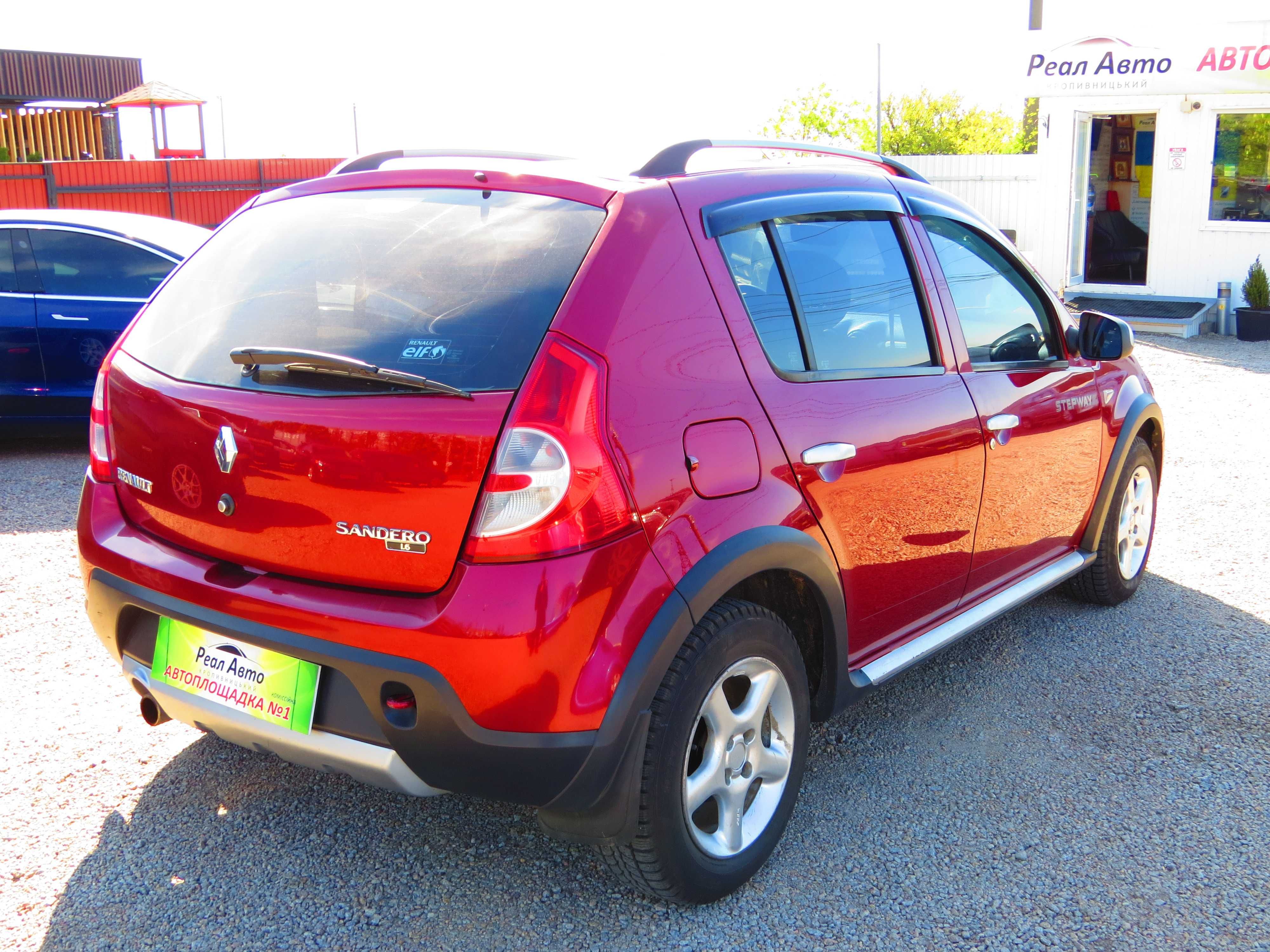 Renault Sandero StepWay 2012