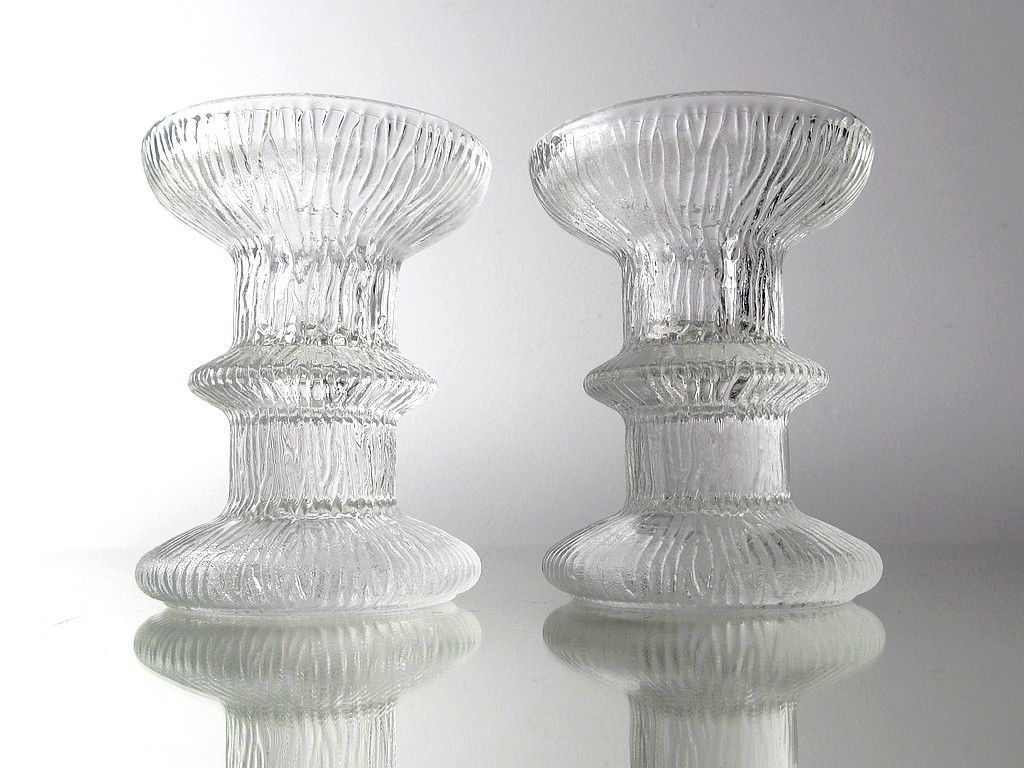 styl skandynawski piękne szklane świeczniki 1970