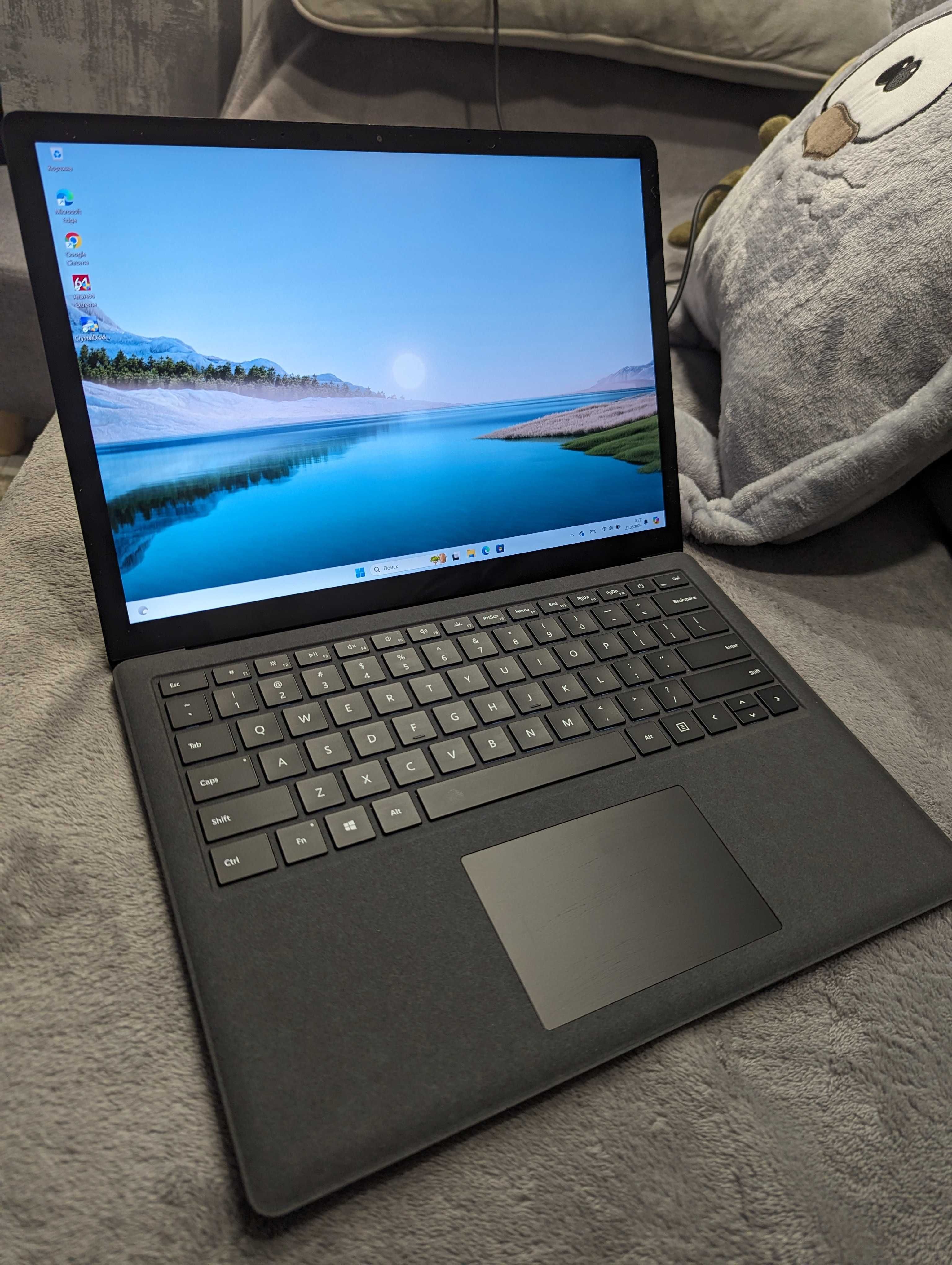 Microsoft Surface Laptop 2 i5-8250U 8GB 256GB Ноутбук 2K Black Черный