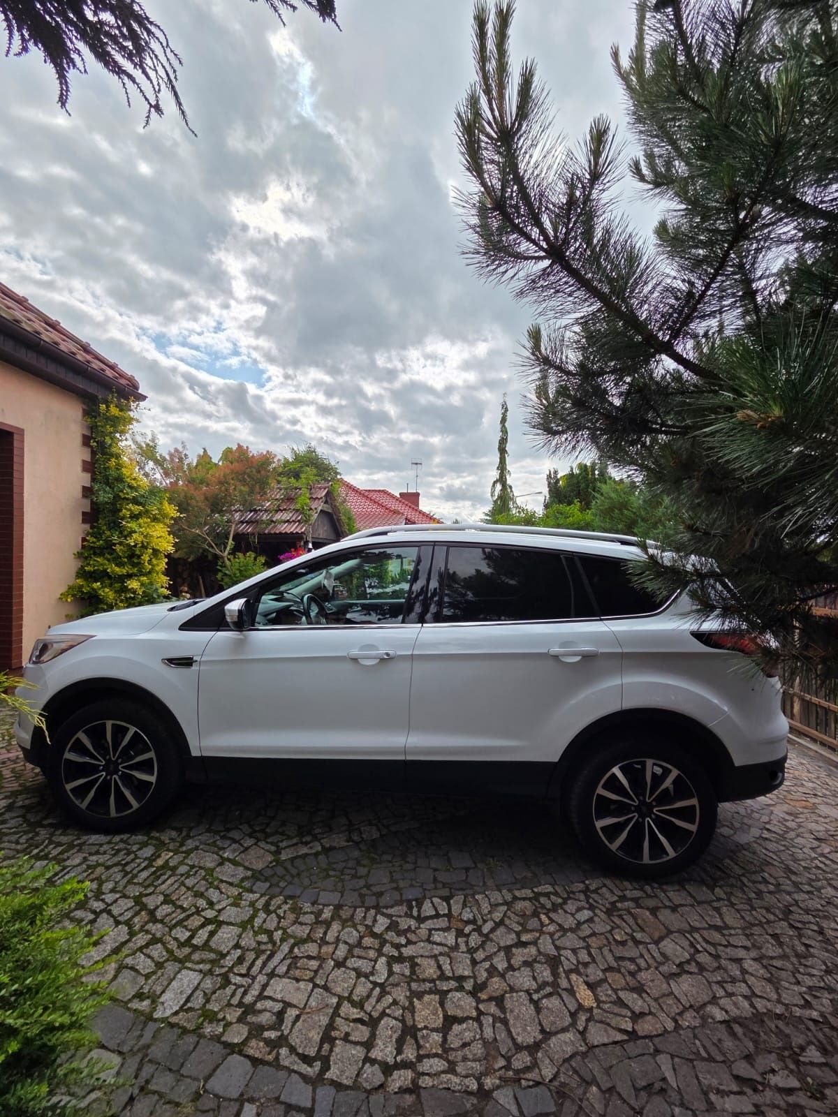 Ford Kuga 1,5 Ecoboost FV23%