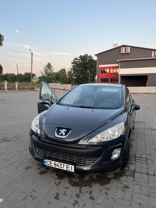 Продам автомобіль Peugeot 308 2009 року