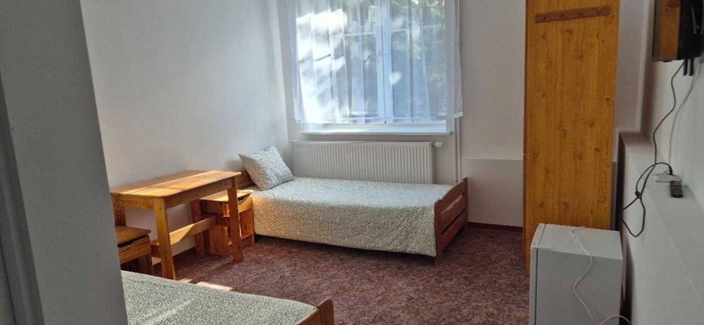 Tanie Noclegi, Pokoje, Kwatery na Wynajem - Dwuosobowe z łazienką