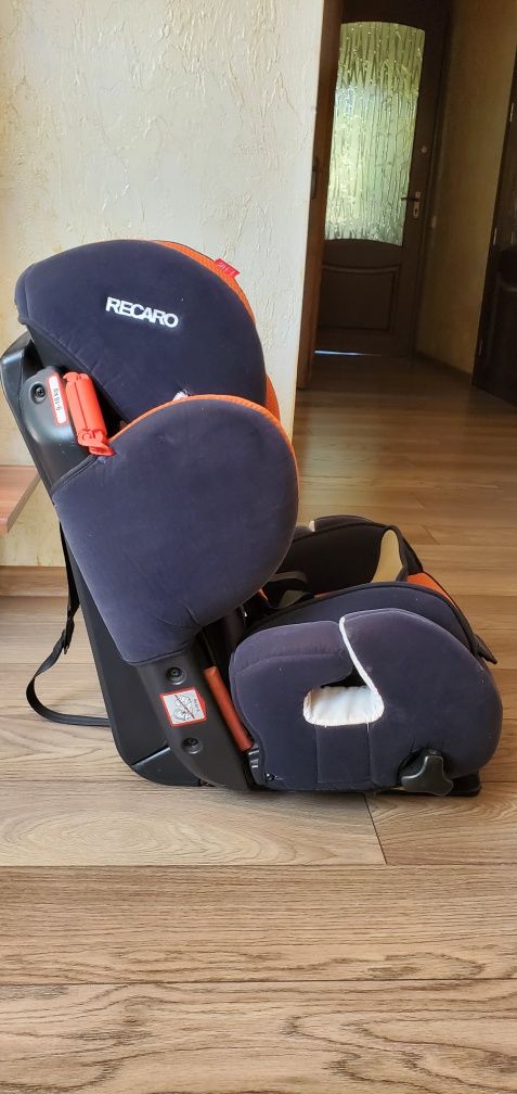 Автокрісло Recaro Young Sport  9-36 кг