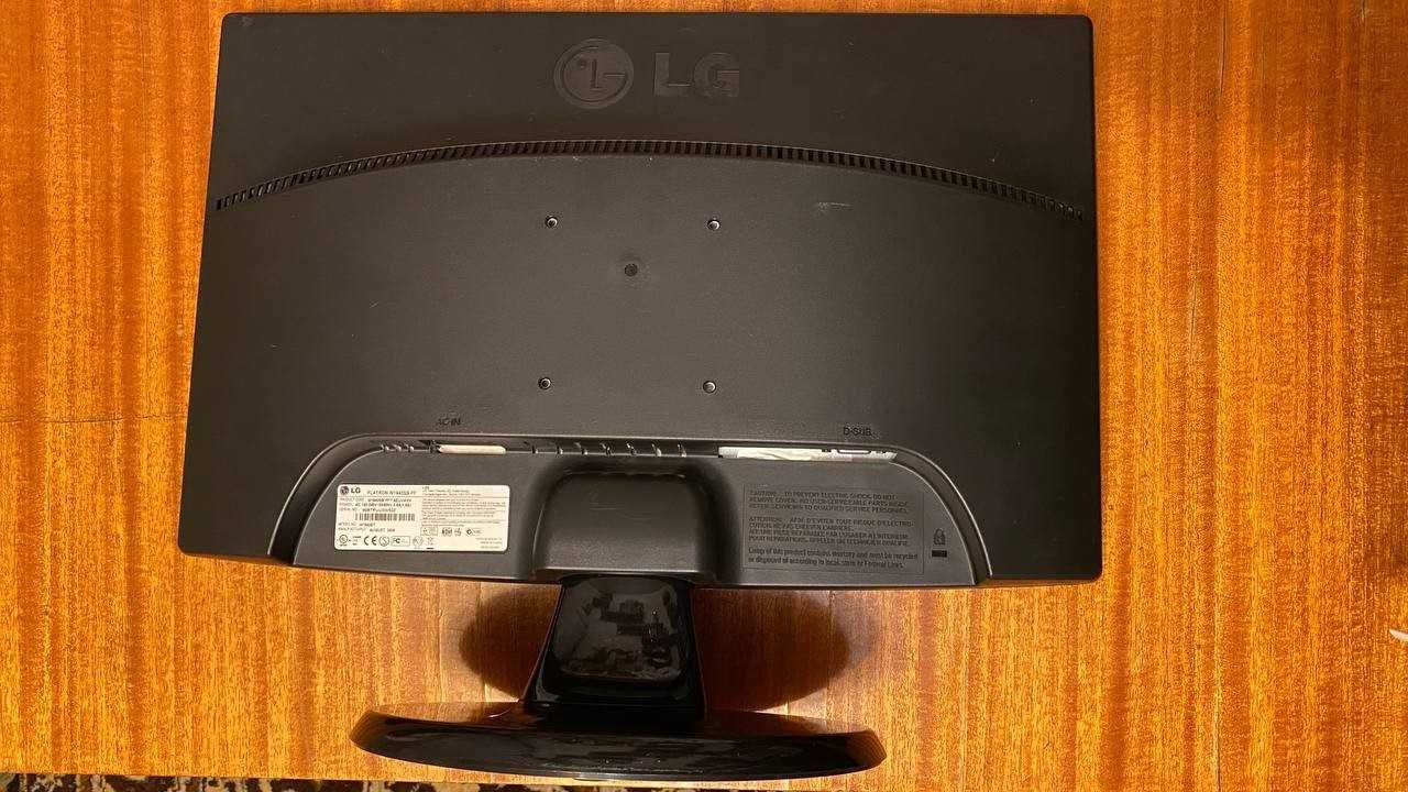 Монітор 19" LG Electronics W1943SB-PF