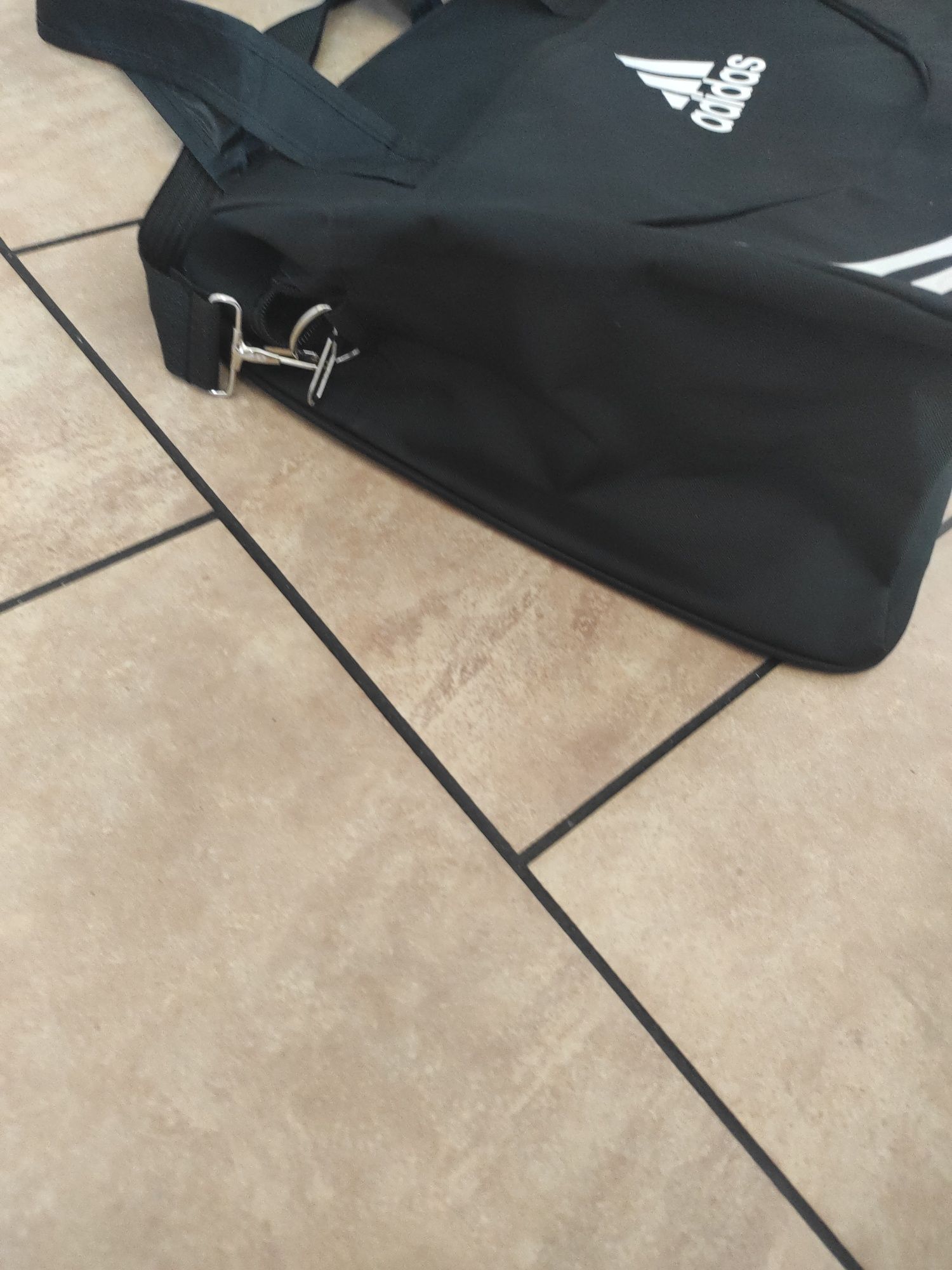 Torba podróżna wykonana wzór Adidas