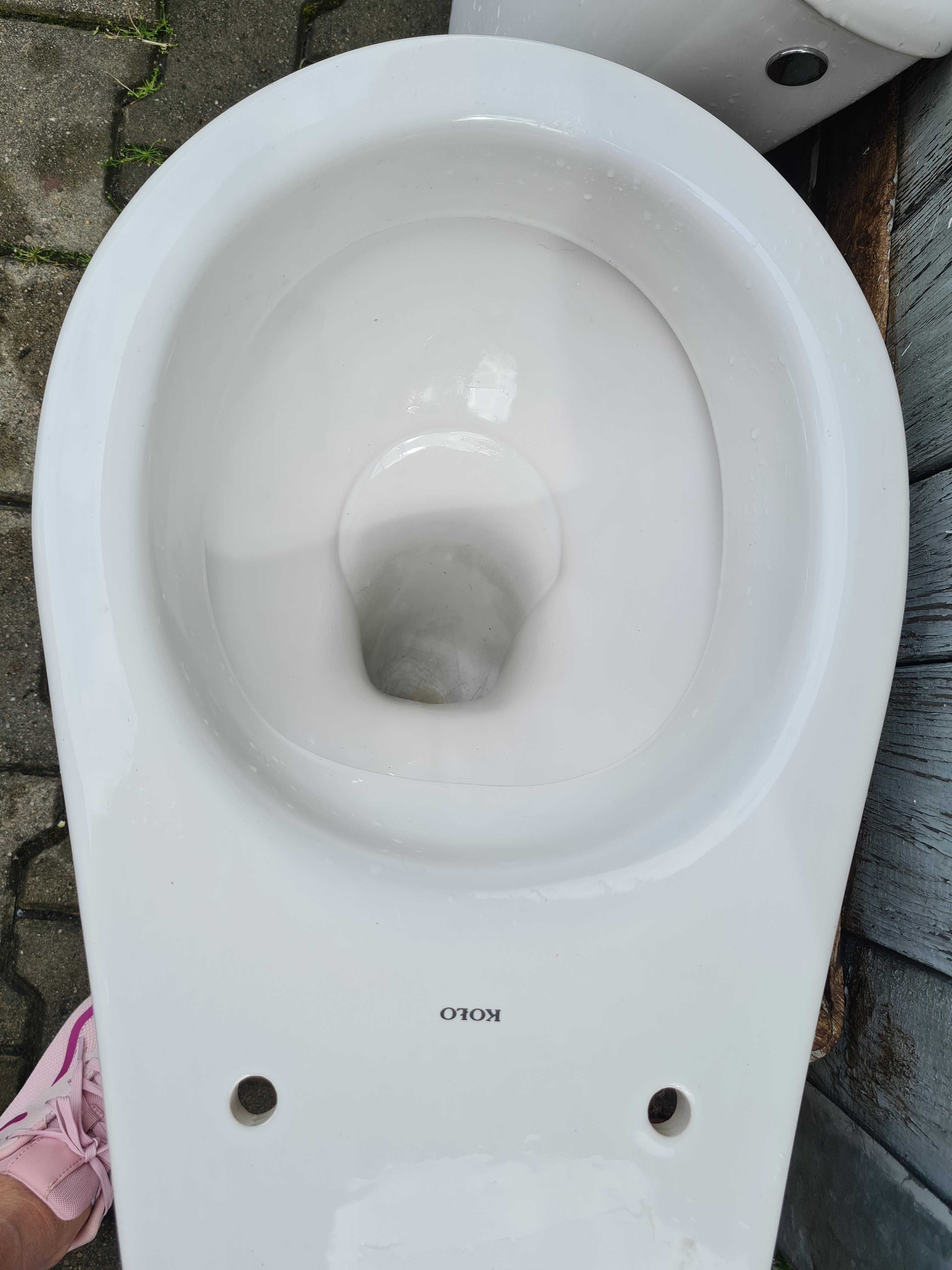 Sedes ze spłuczką firmy Koło