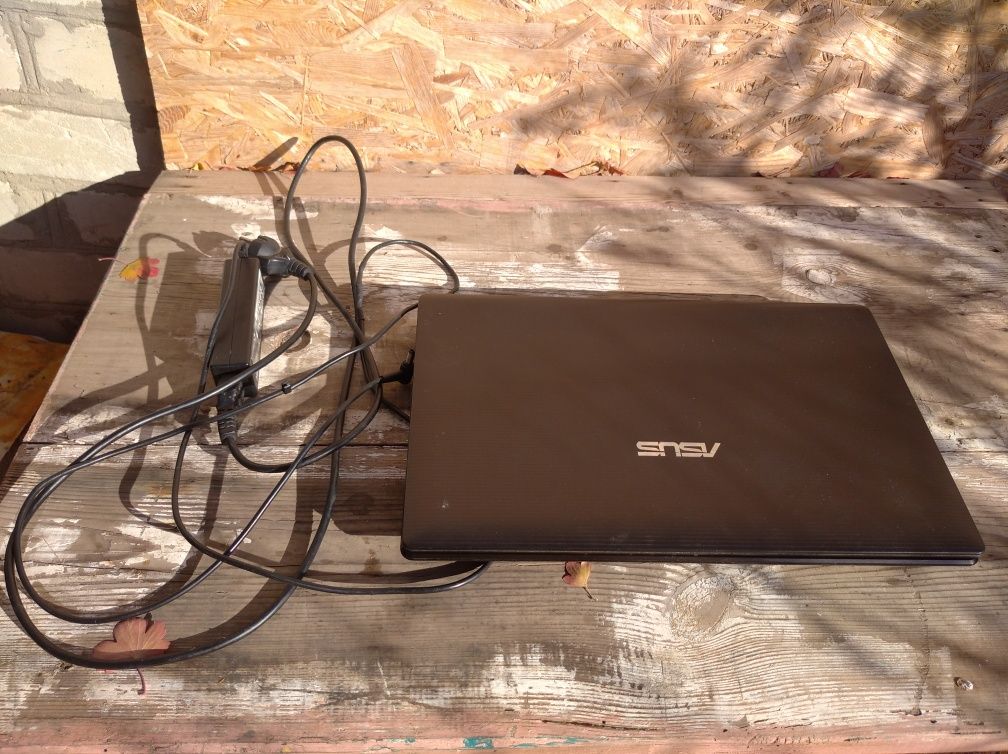 Рабочий ноутбук Asus K53U