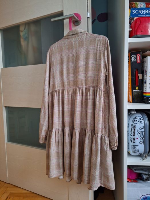 Sukienka Reserved 152