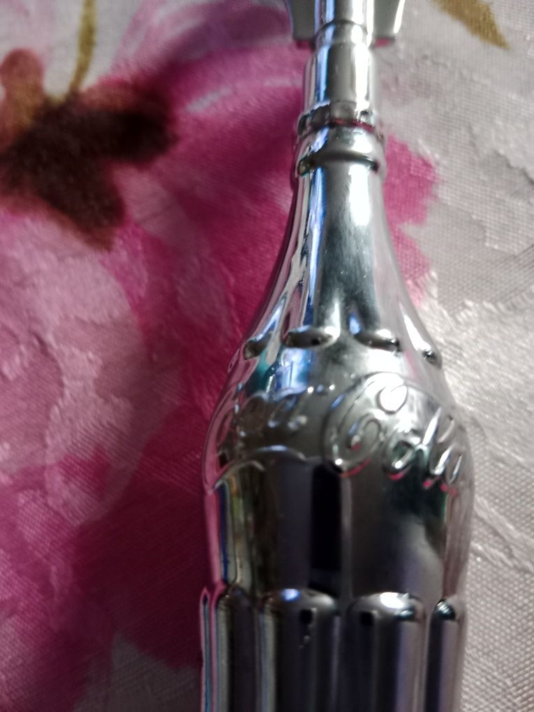 Otwieracz coca cola