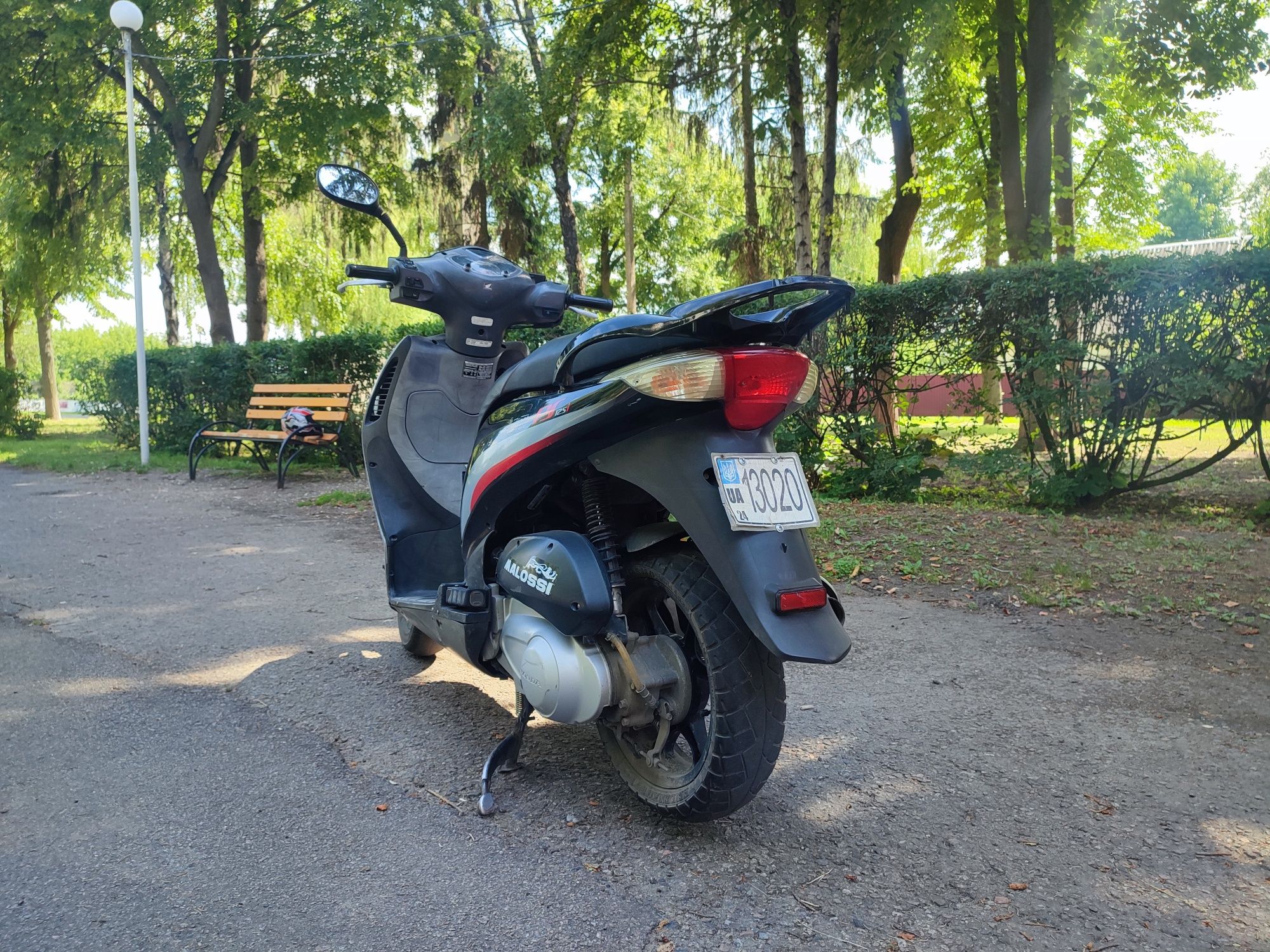 Продам мопед Honda ps125i