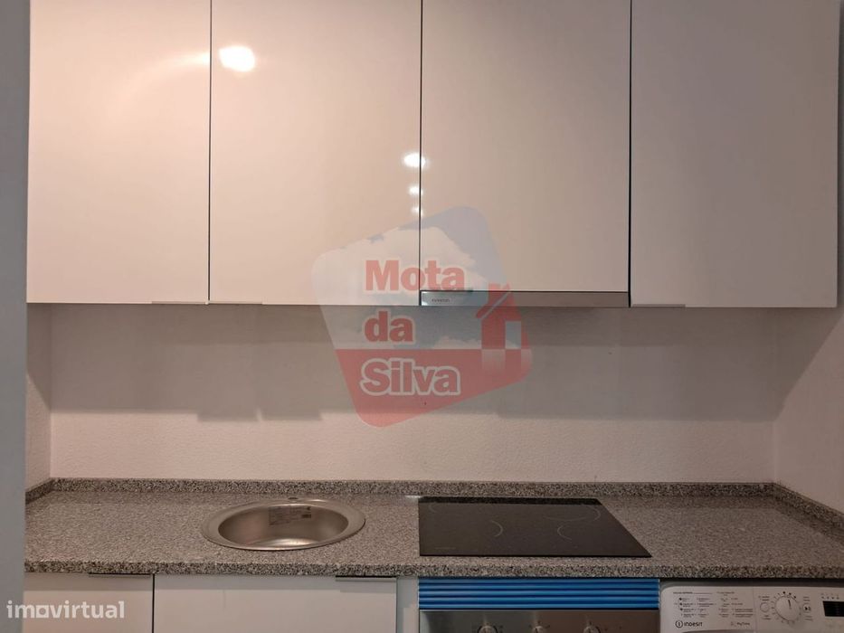 Excelente apartamento T1+1, Pragal, Almada