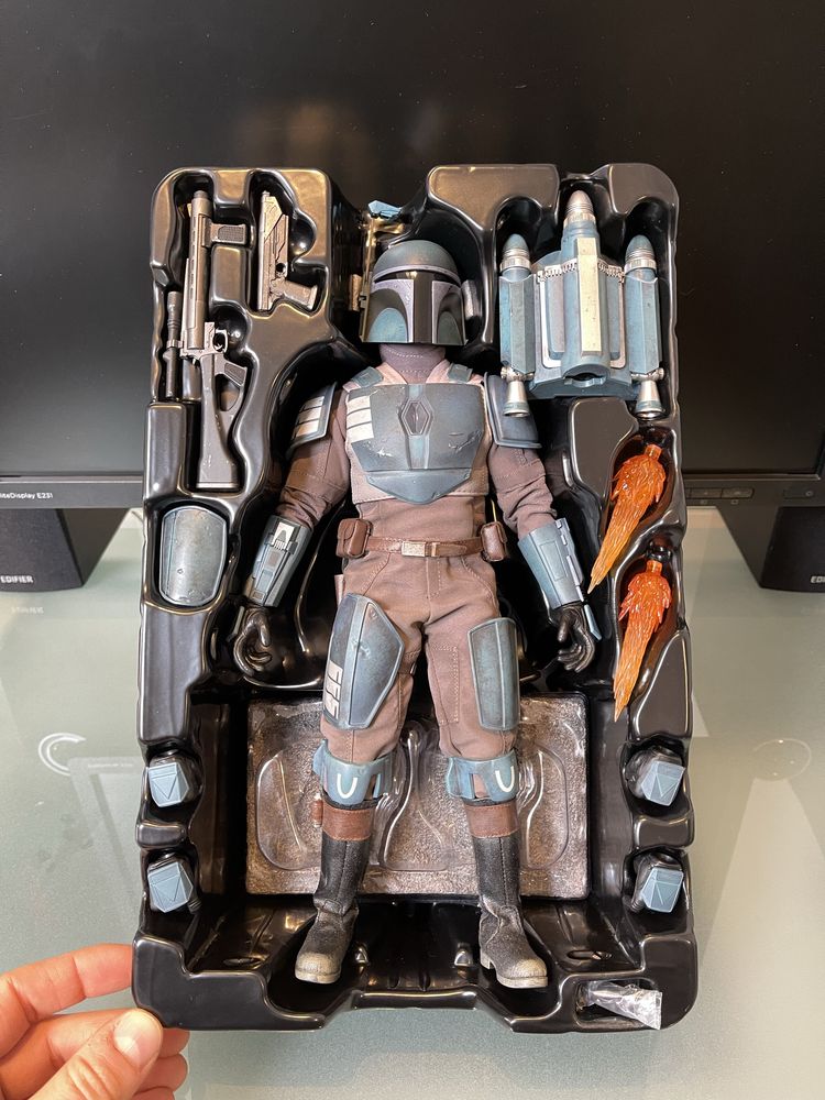 Фигурка 1/6 hot toys tms 26 THE MANDALORIAN DEATH WATCH Star Wars