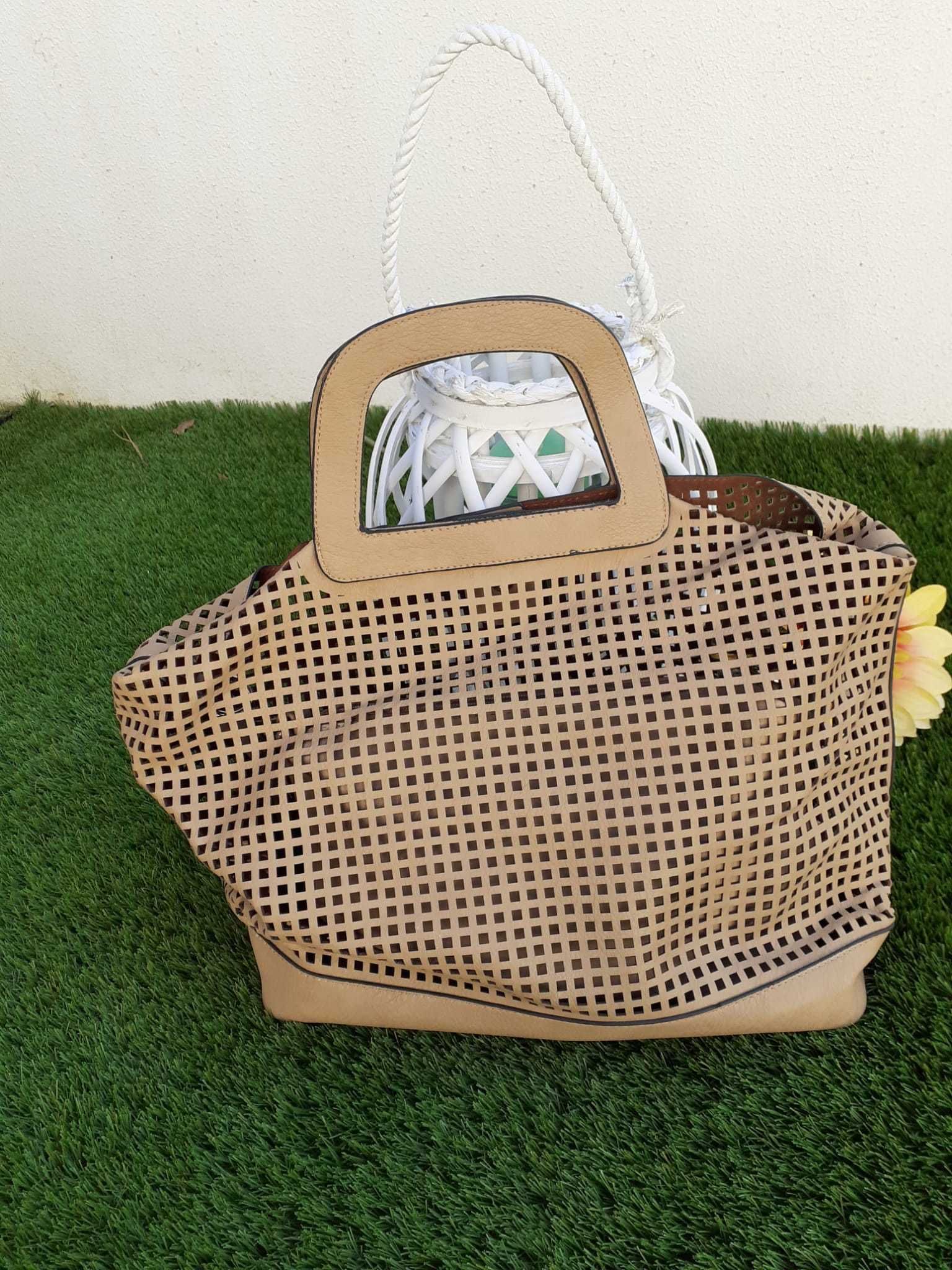 Mala camel com bolsa interior