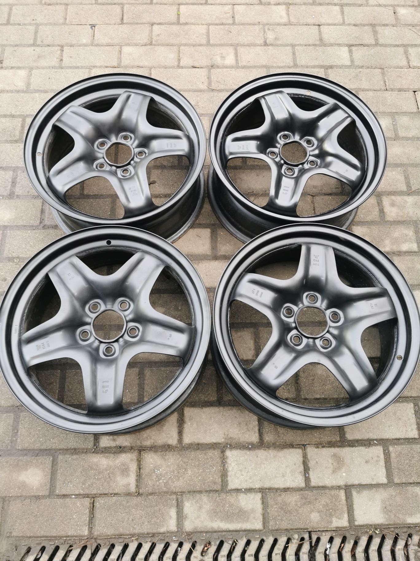 Felgi strukturalne 17" Opel Insignia z czujnikami ciśnienia
