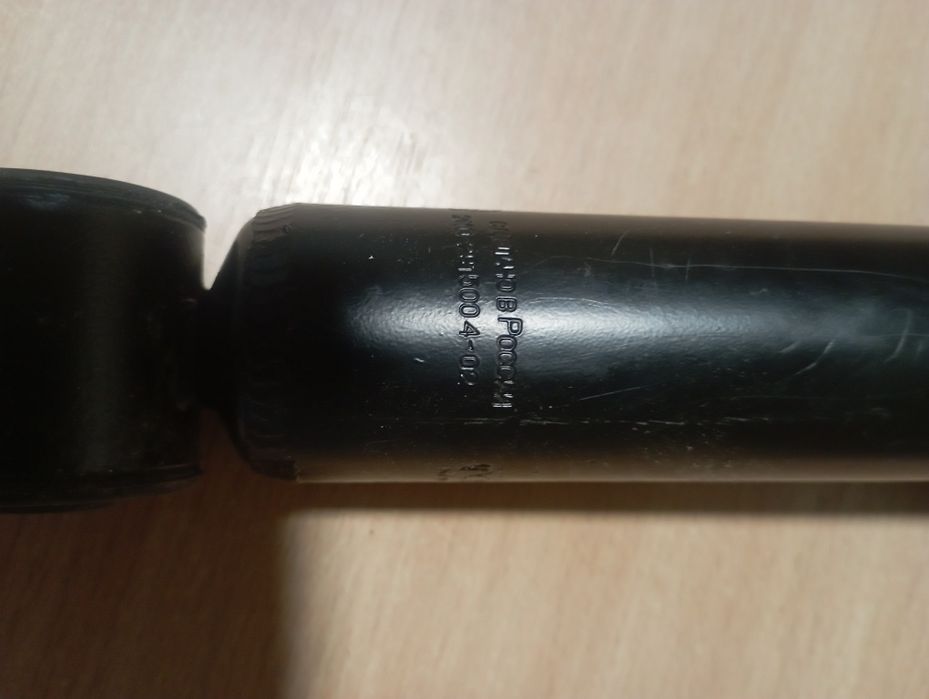 Задній амортизатор на автомобілі ВАЗ