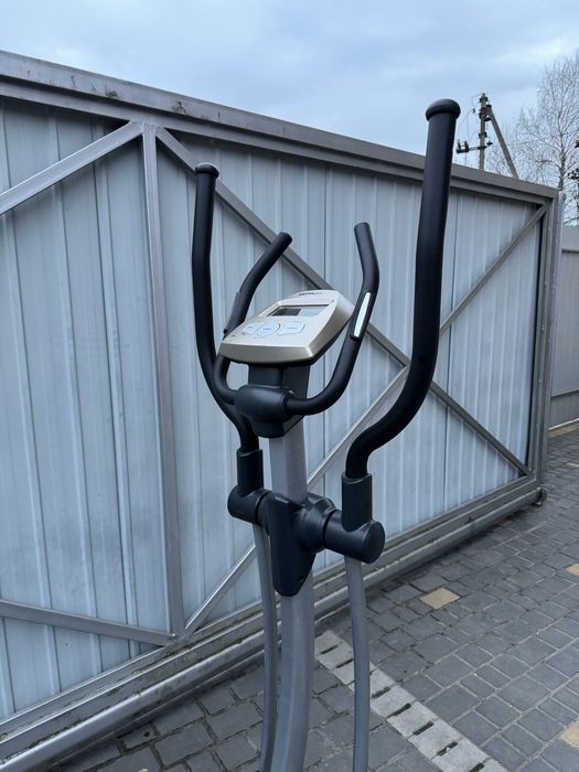 Kettler Verso 307 орбітрек крок 39, вага до 130 кг