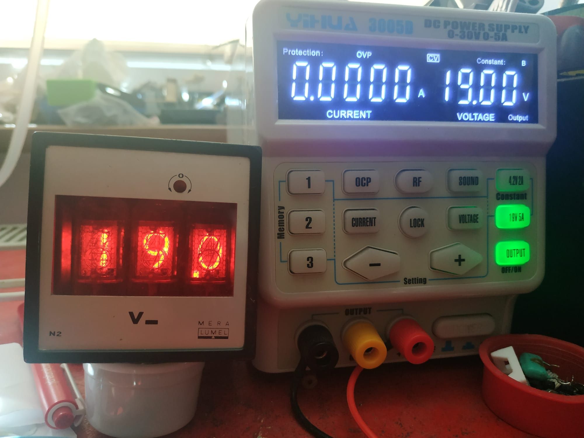 Woltomierz lampowy NIXIE 0-20V MERA LUMEL TYP N2-3 / N2 Z5740M