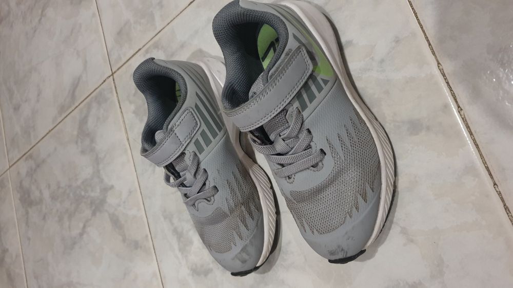 Sapatilhas de menino