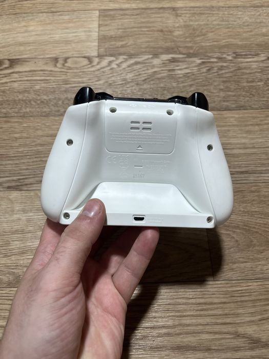 Настольные часы джойстик x box