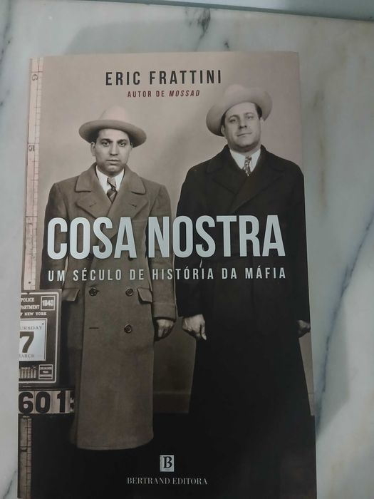 Livro Cosa Nostra Um Seculo de História da Mafia De Eric Frattini
