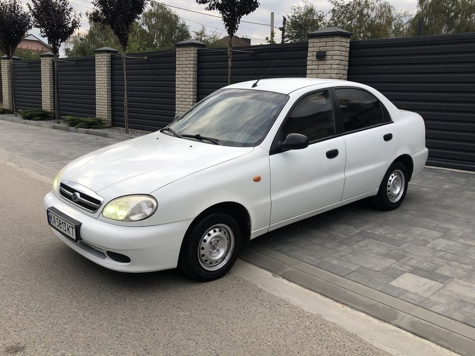 Daewoo Lanos 1.5 бензин 2011