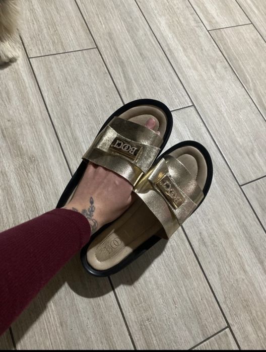 Klapki Booci stan idealny