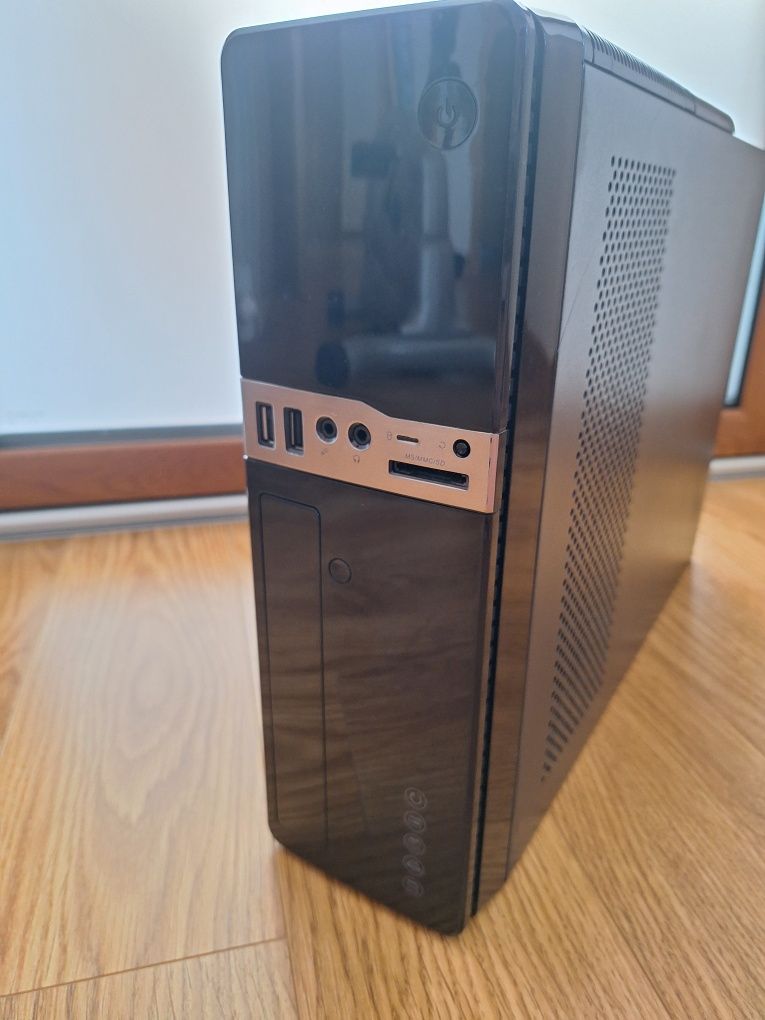 Pc Fixo _ Asus a funcionar