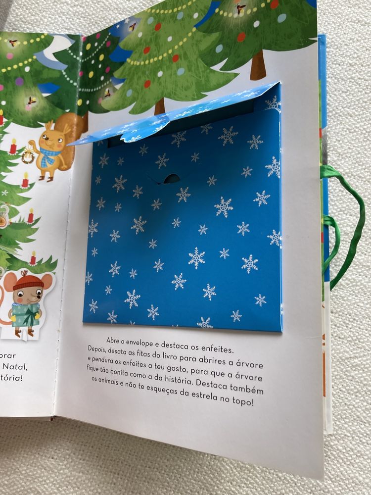 Livro pop A tua árvore de natal ( portes incluídos)