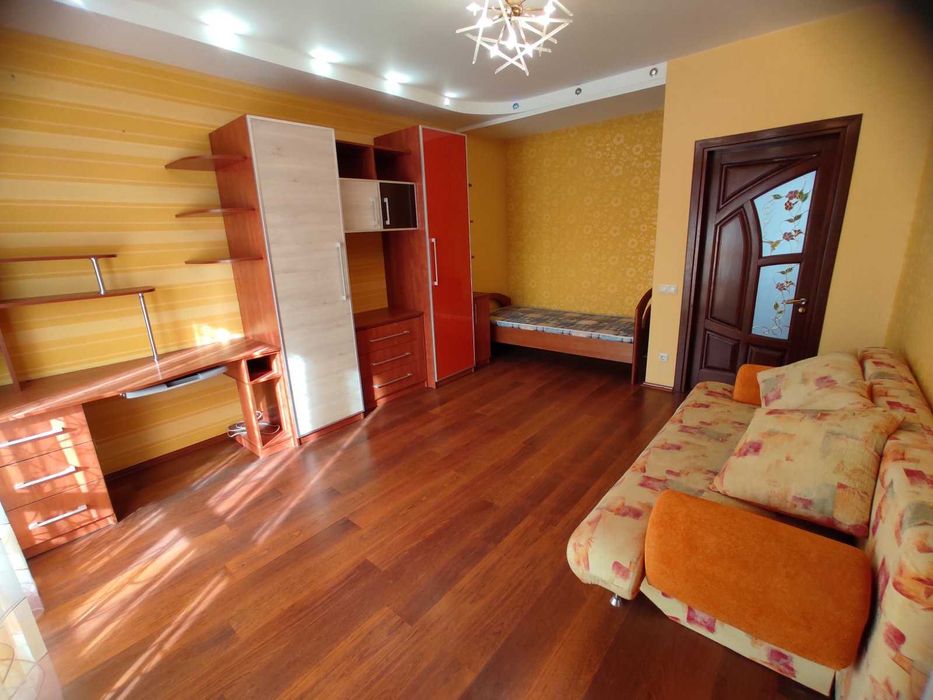 Продаж 3 кімнатної квартири Центр