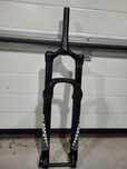 SpOKAZJA  sprzedam   amortyzator rock shox yari rc