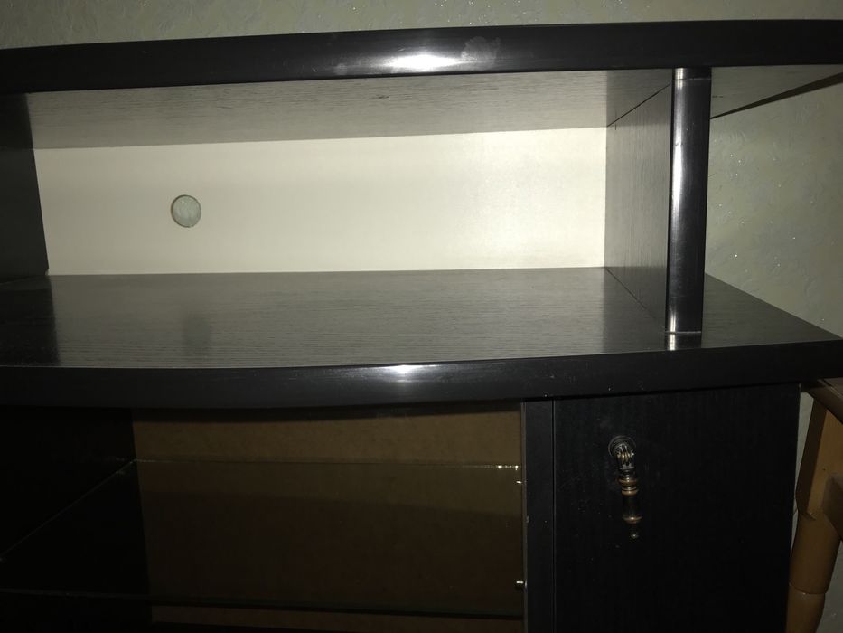 Тумба під телевізор