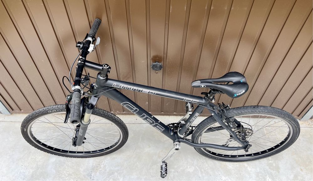 Rower Cube Limited CC koła 26 rama 47 Deore XT Rock Shox