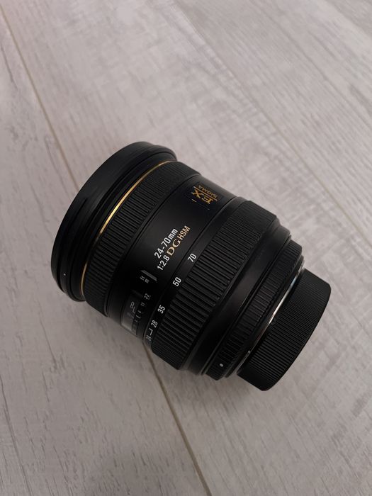 Sigma 24-70mm f. 2.8 EX DG Nikon