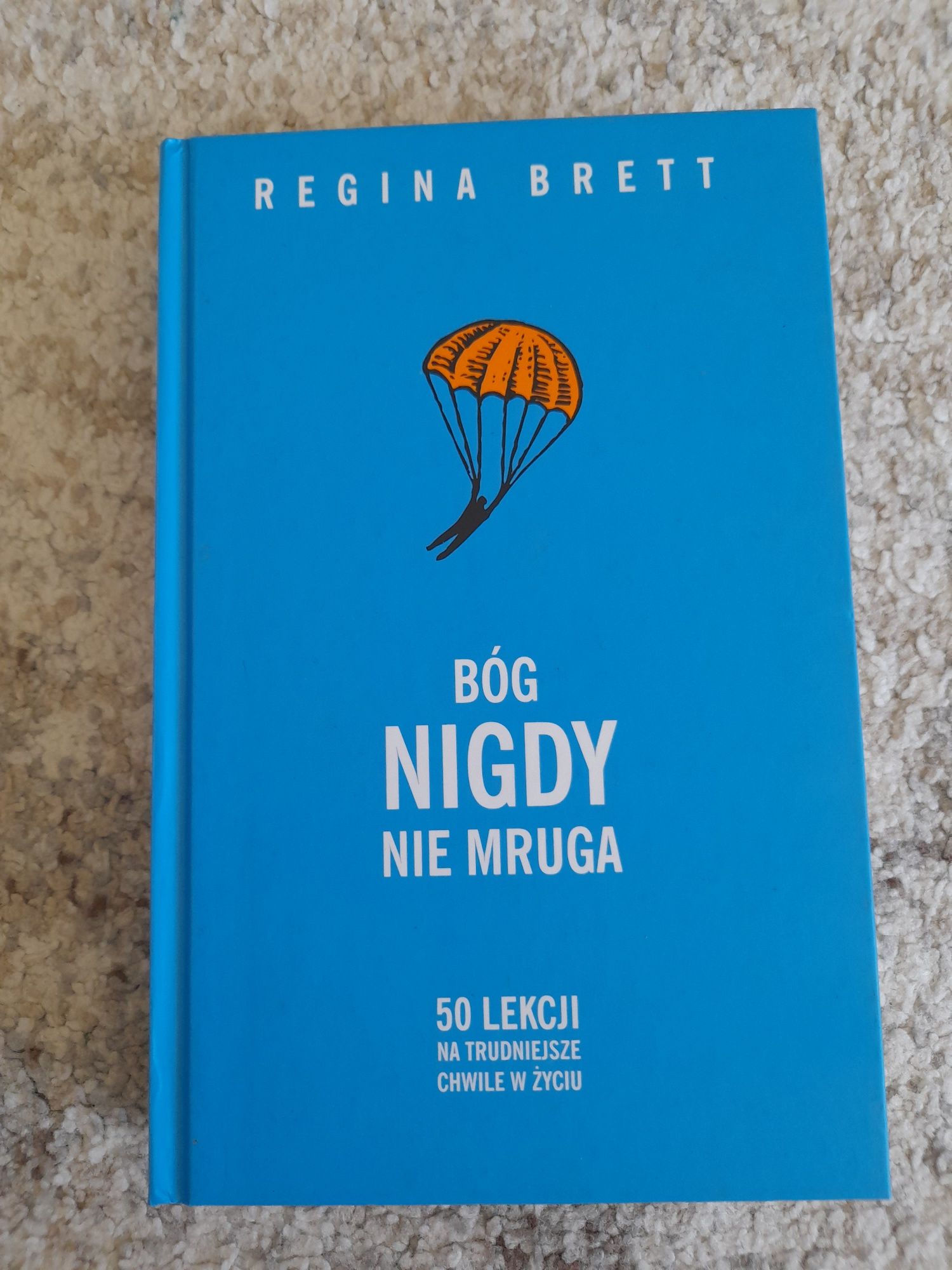 Bóg nigdy nie mruga