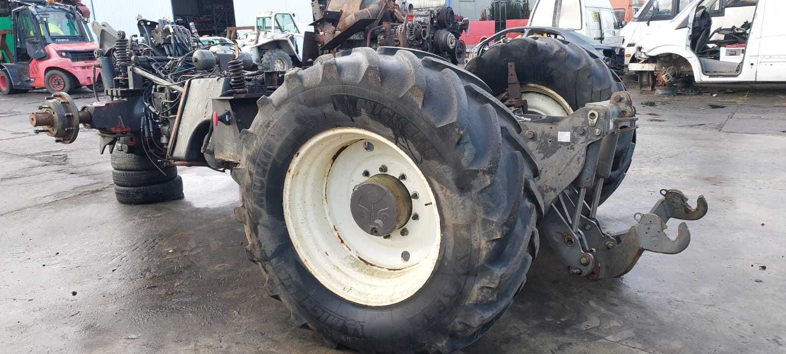 Części ciągnika Renault Ares 836