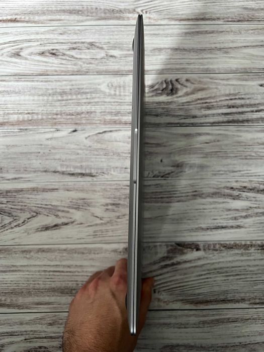 Apple Macbook Air 2020 M1 / 16Gb / SSD 256Gb