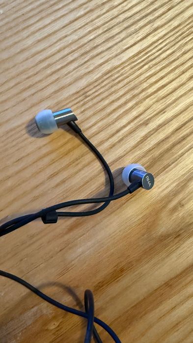 Słuchawki douszne RHA S500