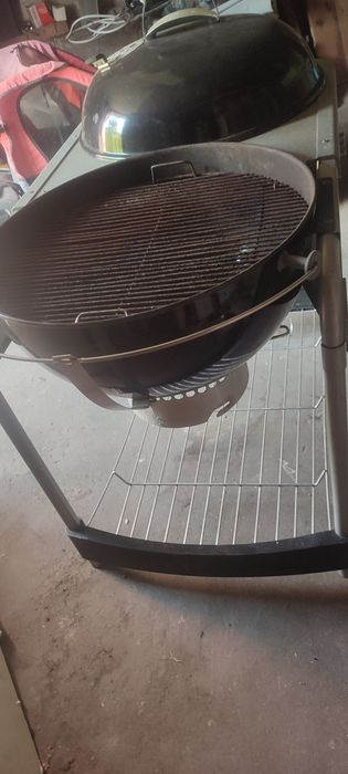 Duży grill Weber